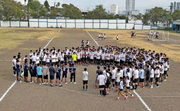 Estudiantes de la Preparatoria No. 2 durante el try out de fútbol soccer 2026